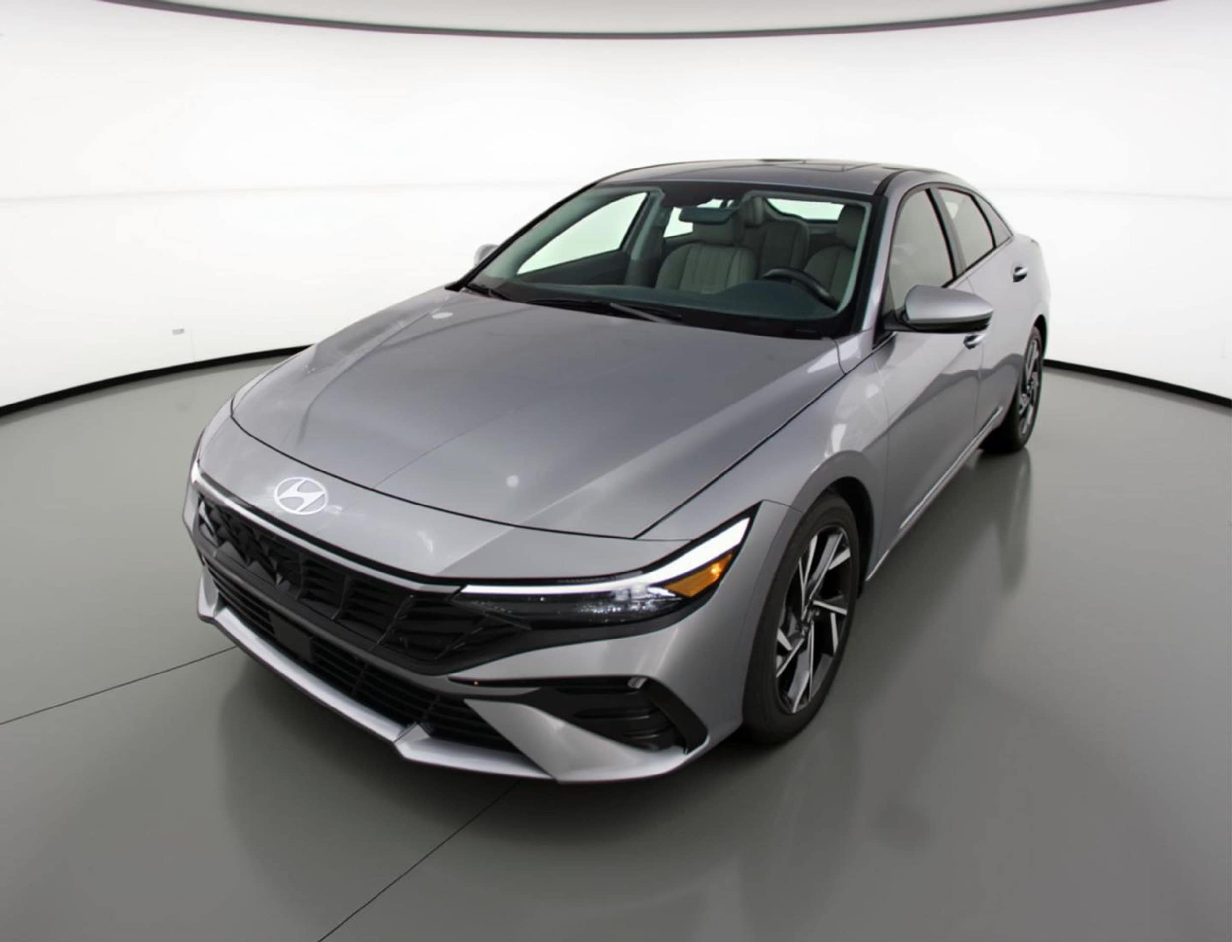 Thumbnail: 2025 Hyundai Elantra - 3