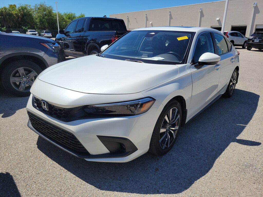 Certified 2024 Honda Civic EX-L Hatchback