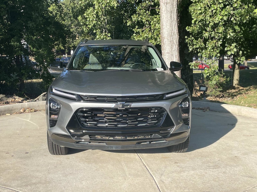 Used 2025 Chevrolet Trax ACTIV SUV