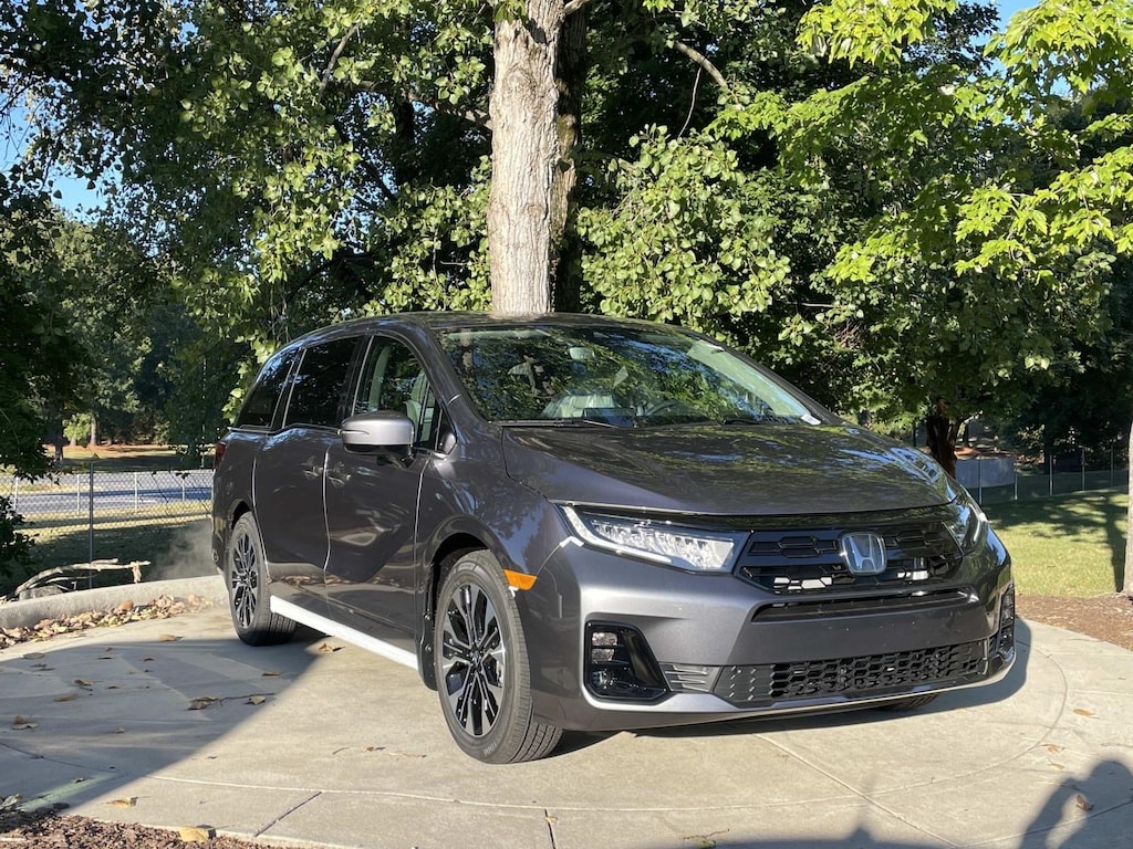 New 2027 Honda Odyssey Elite Minivan