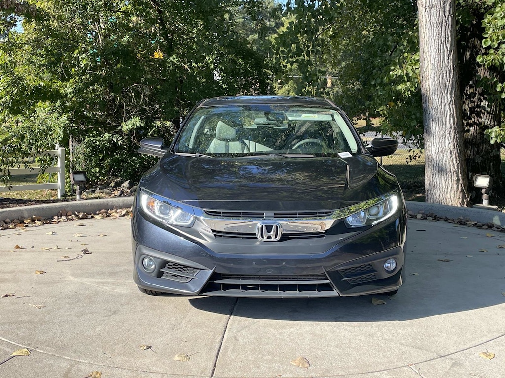 Used 2017 Honda Civic EX-T Sedan