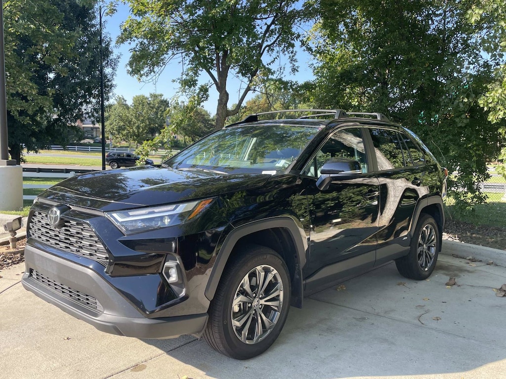 Used 2025 Toyota RAV4 Hybrid XLE Premium SUV