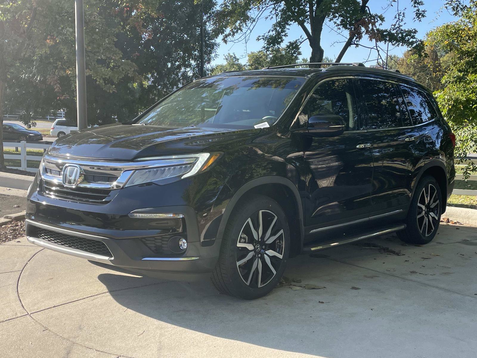 Used 2019 Honda Pilot Touring 8-Passenger SUV