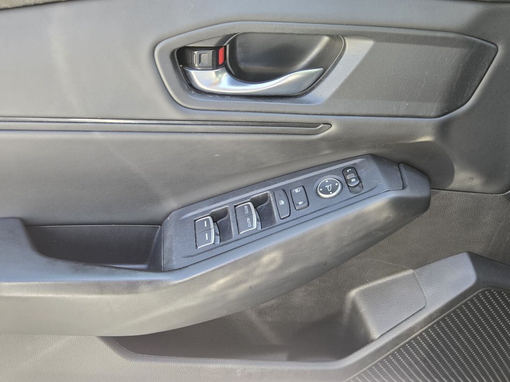 2025 Honda Accord SE - Photo 27