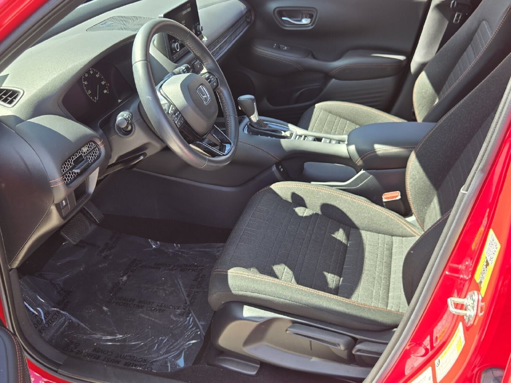 2025 Honda HR-V Sport - Photo 11