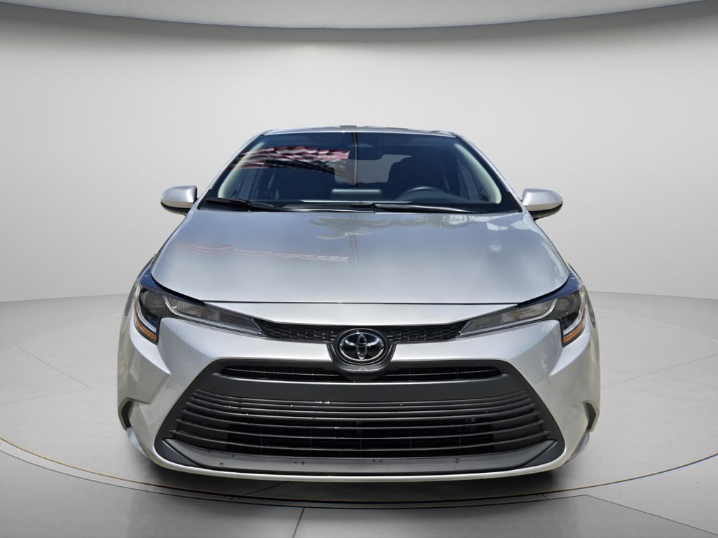 Used 2025 Toyota Corolla LE Sedan