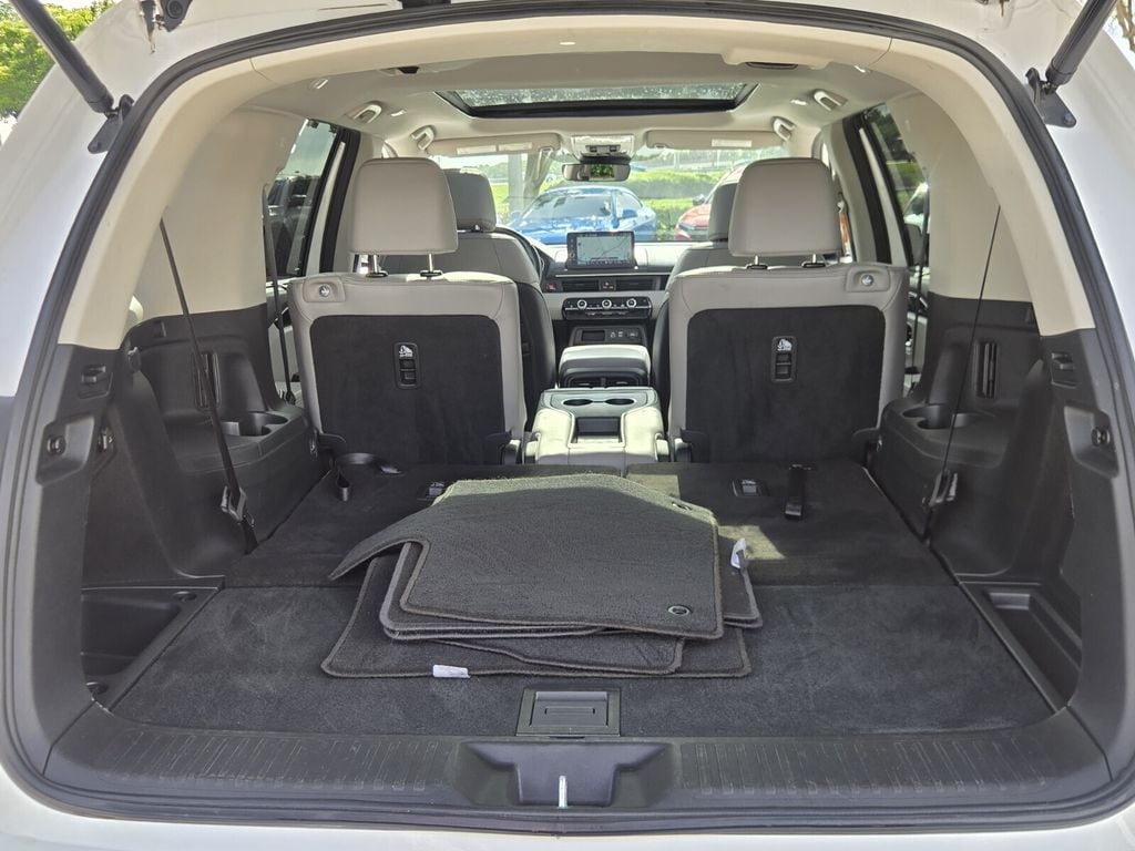 2025 Honda Pilot Touring - Photo 17