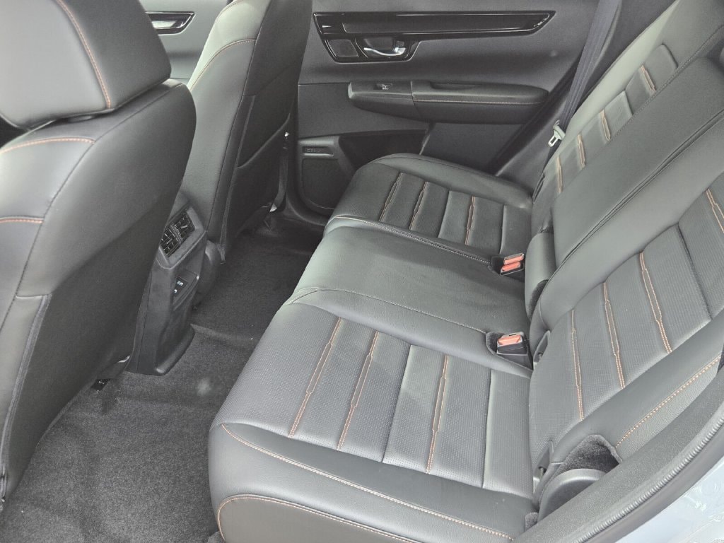 2026 Honda CR-V Sport Touring - Photo 11