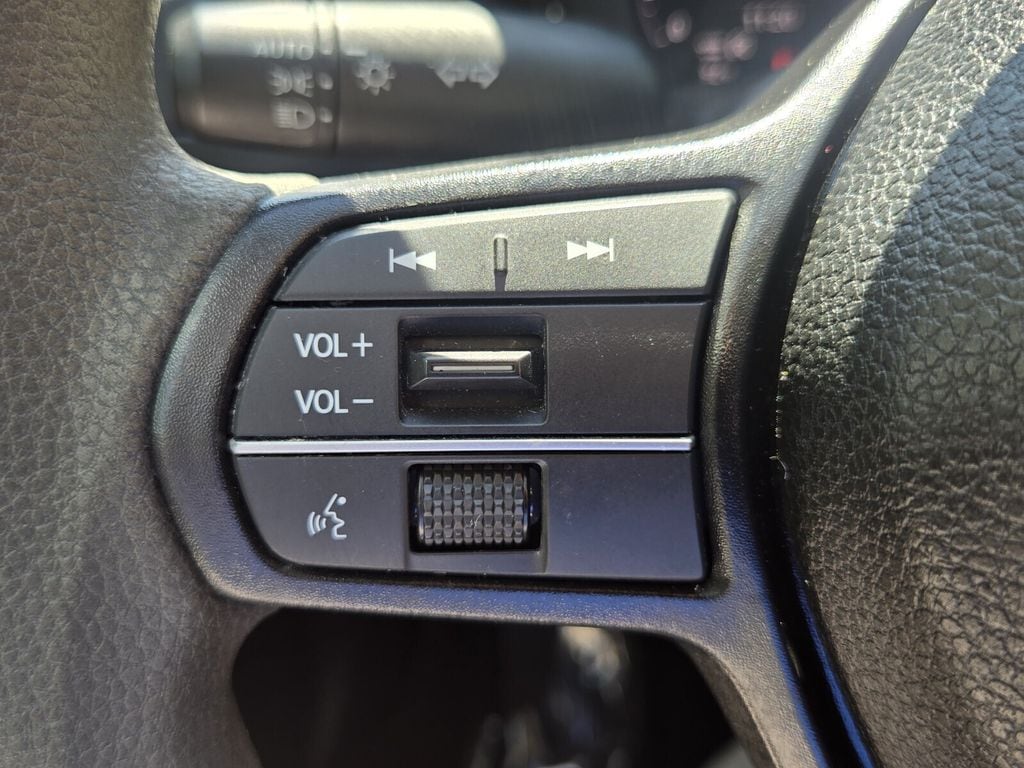 2025 Honda Accord LX - Photo 24