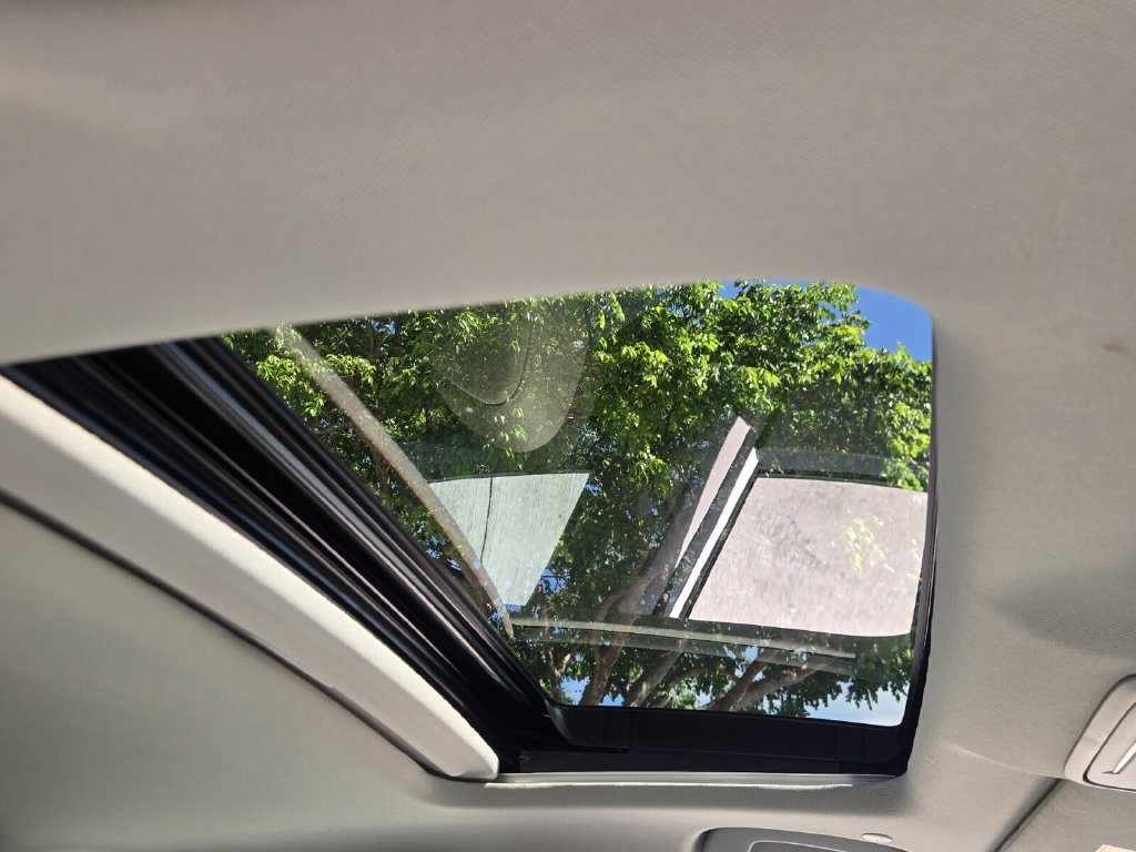 2025 Honda Accord SE - Photo 17