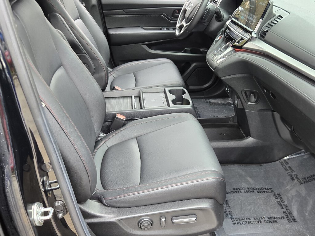 2025 Honda Odyssey Sport L - Photo 17
