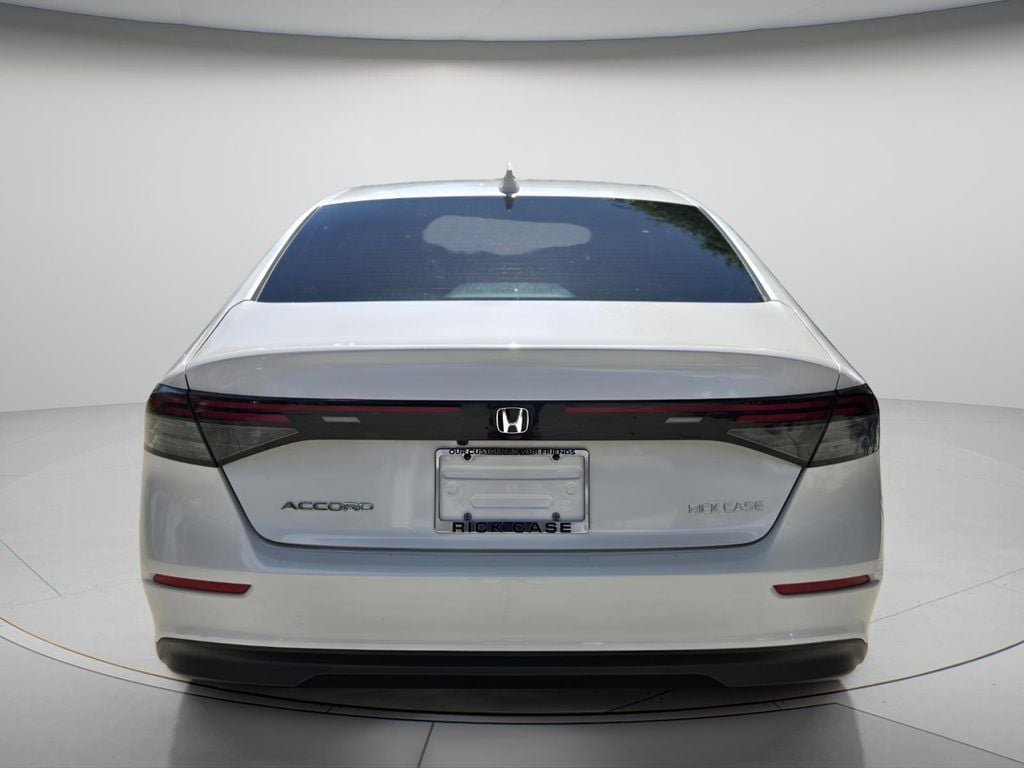 2025 Honda Accord LX - Photo 6