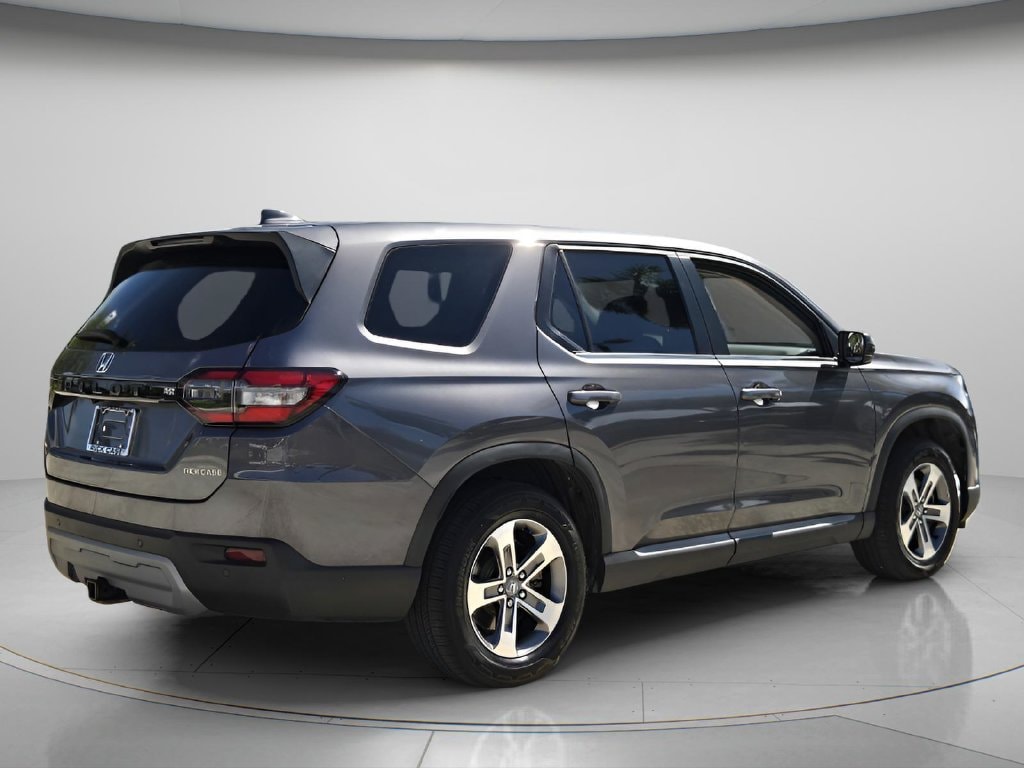2025 Honda Pilot EX-L - Photo 7