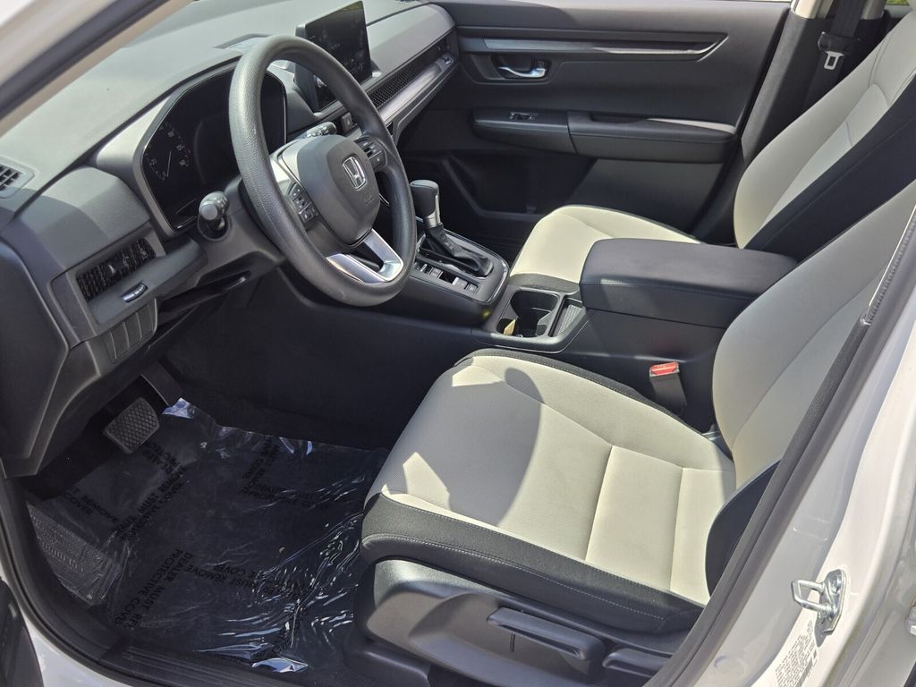 2026 Honda CR-V LX - Photo 11
