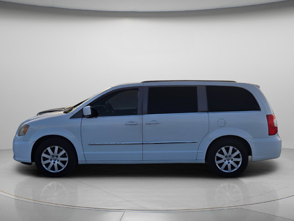 Used 2014 Chrysler Town & Country Touring Minivan/Van