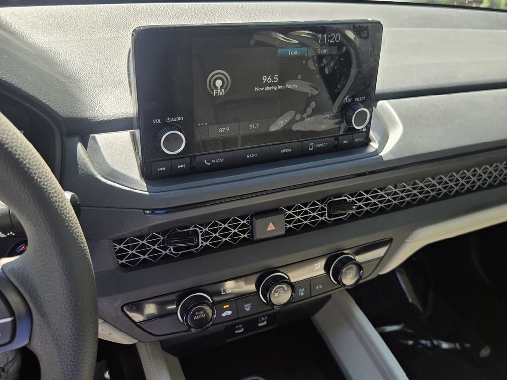 2025 Honda Accord LX - Photo 20