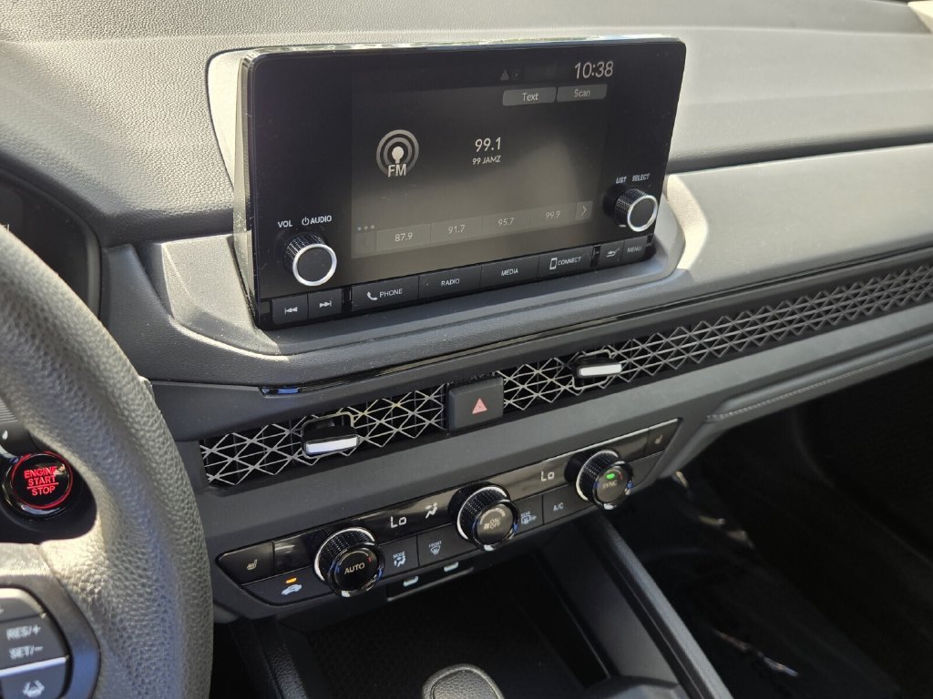 2025 Honda Accord SE - Photo 20