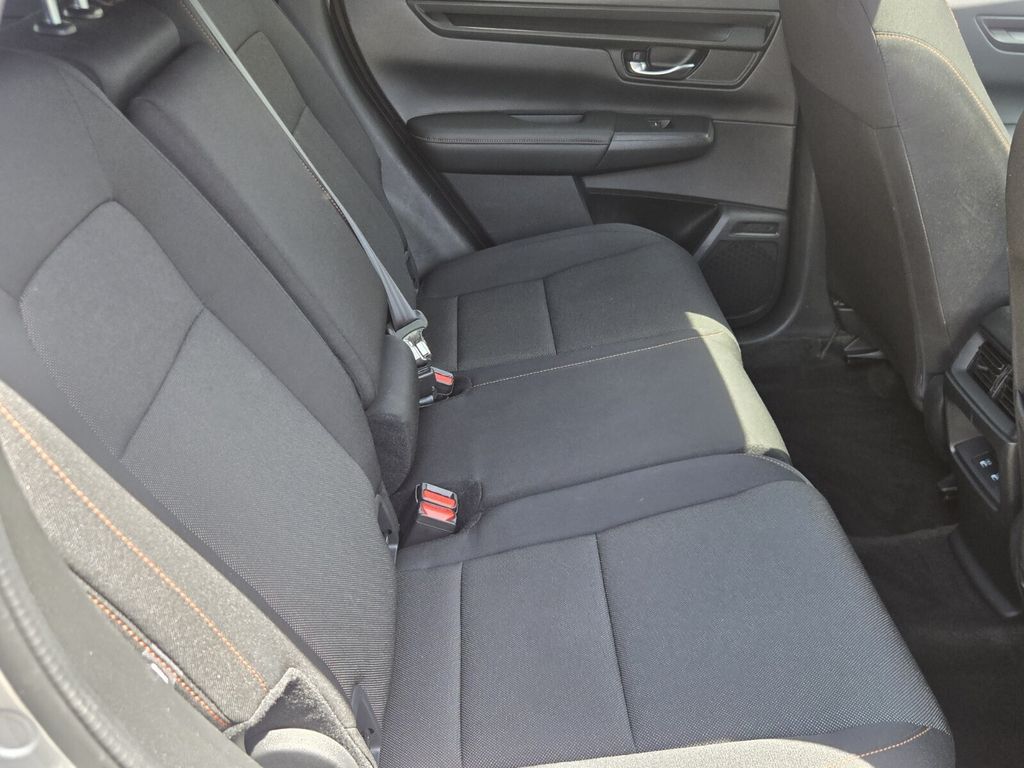 2025 Honda CR-V Sport - Photo 16