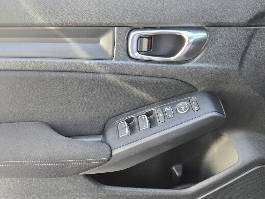 2025 Honda Civic Hatchback Sport - Photo 27
