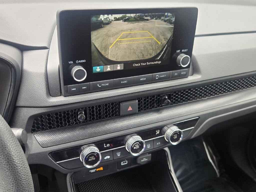 2025 Honda CR-V LX - Photo 20