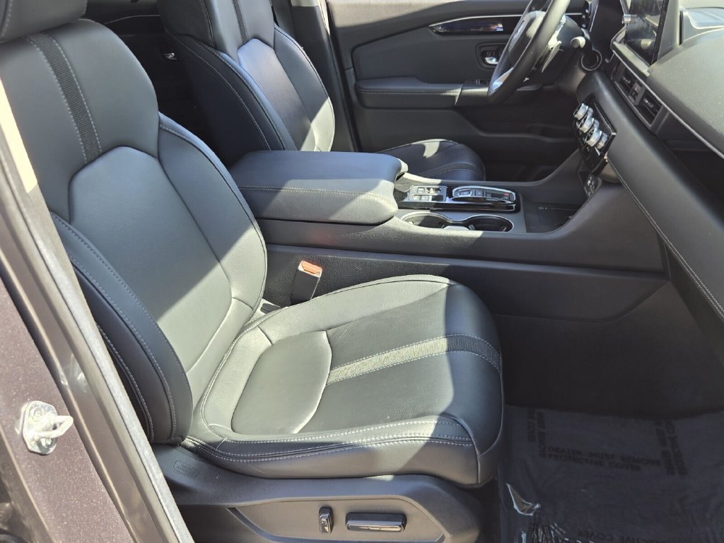 2025 Honda Pilot EX-L - Photo 18