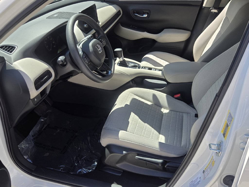 2026 Honda HR-V LX - Photo 10