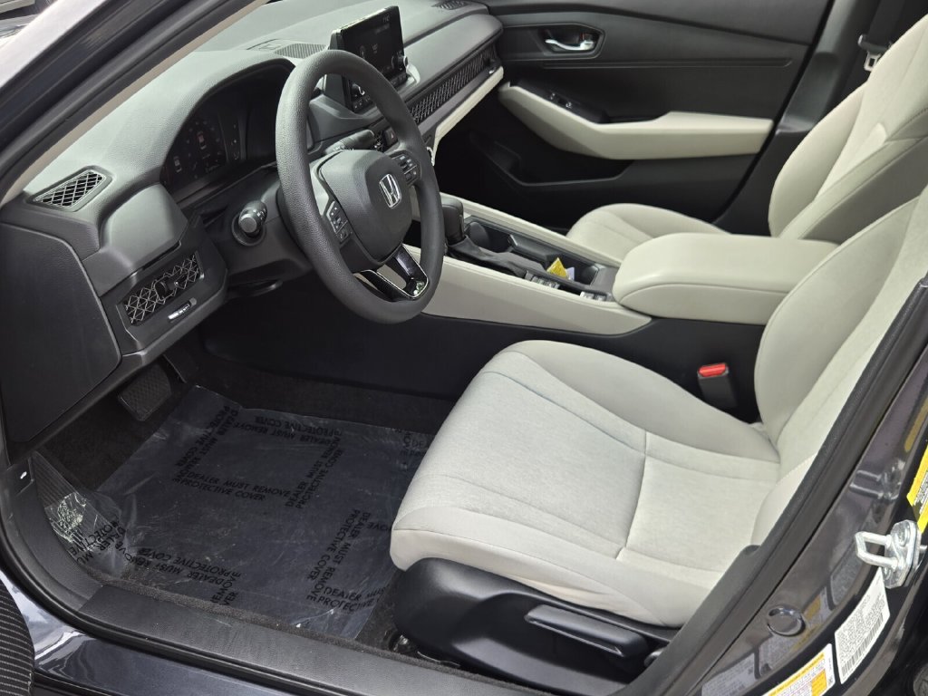 2024 Honda Accord LX - Photo 11