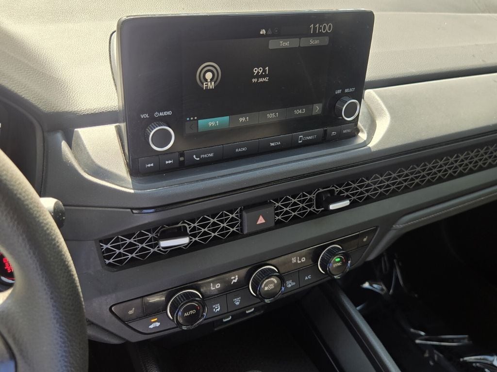 2025 Honda Accord SE - Photo 21