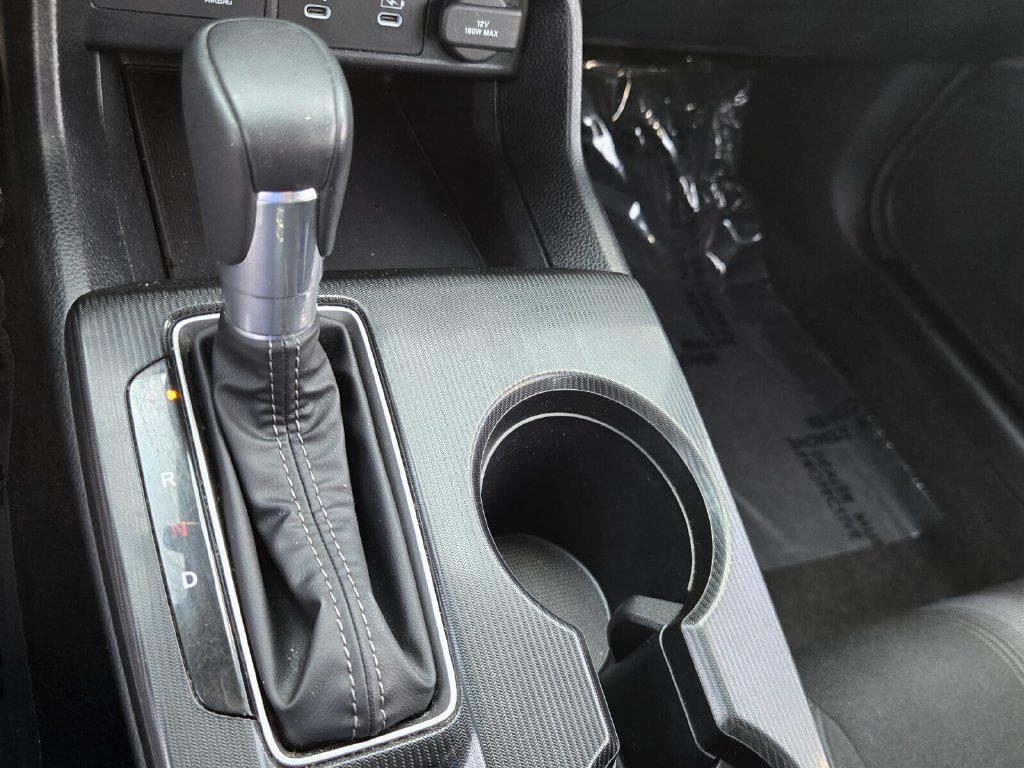 2025 Honda Civic Hatchback Sport - Photo 20