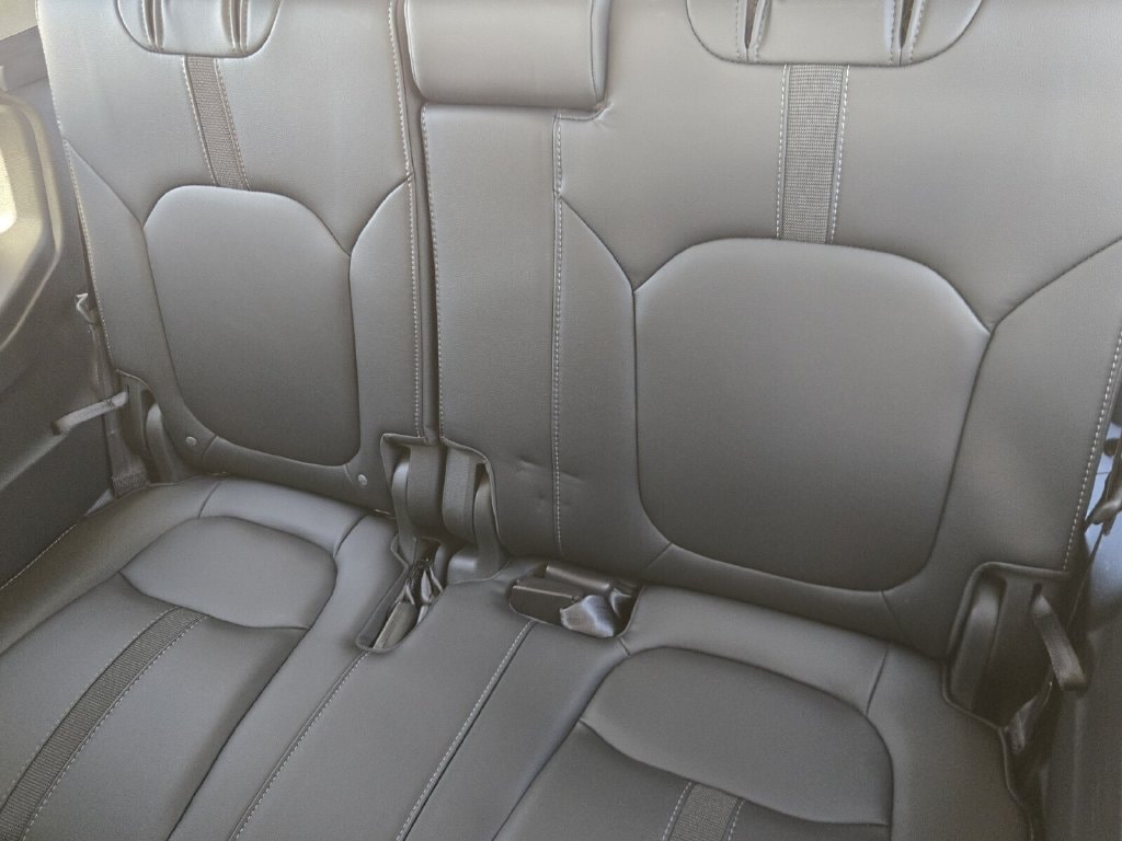 2025 Honda Pilot EX-L - Photo 15