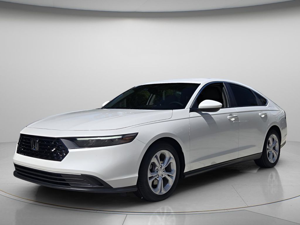 2025 Honda Accord LX - Photo 9