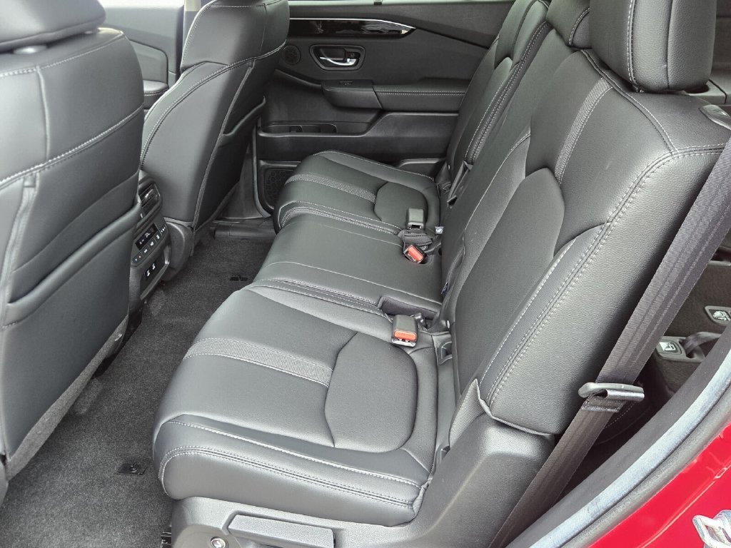 2026 Honda Pilot EX-L - Photo 12