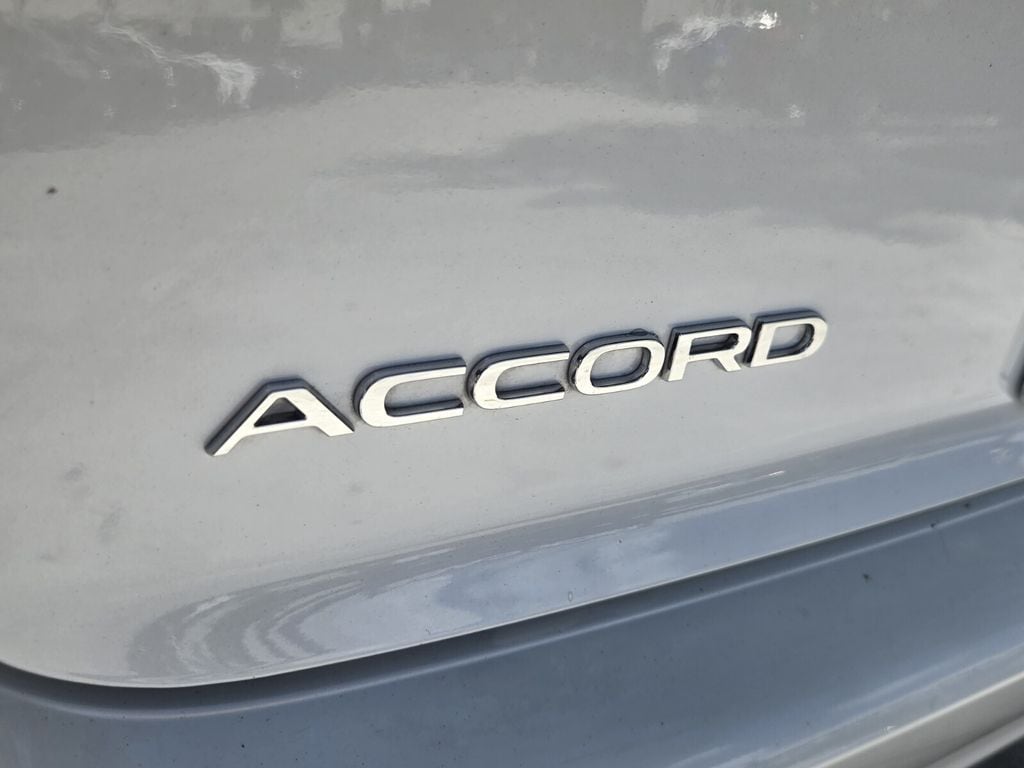 2025 Honda Accord LX - Photo 15