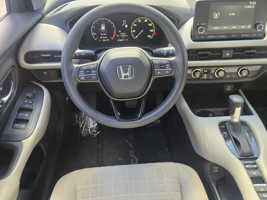 2025 Honda HR-V LX - Photo 13