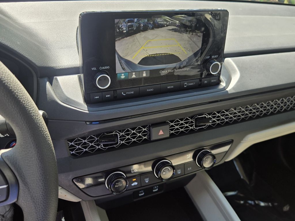 2025 Honda Accord LX - Photo 21