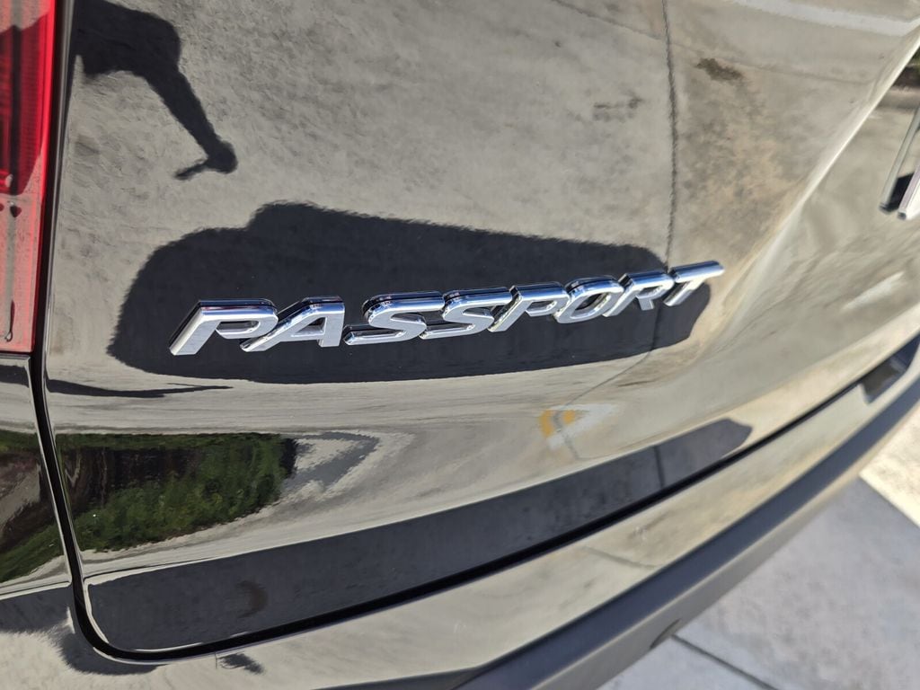 2025 Honda Passport EX-L - Photo 13