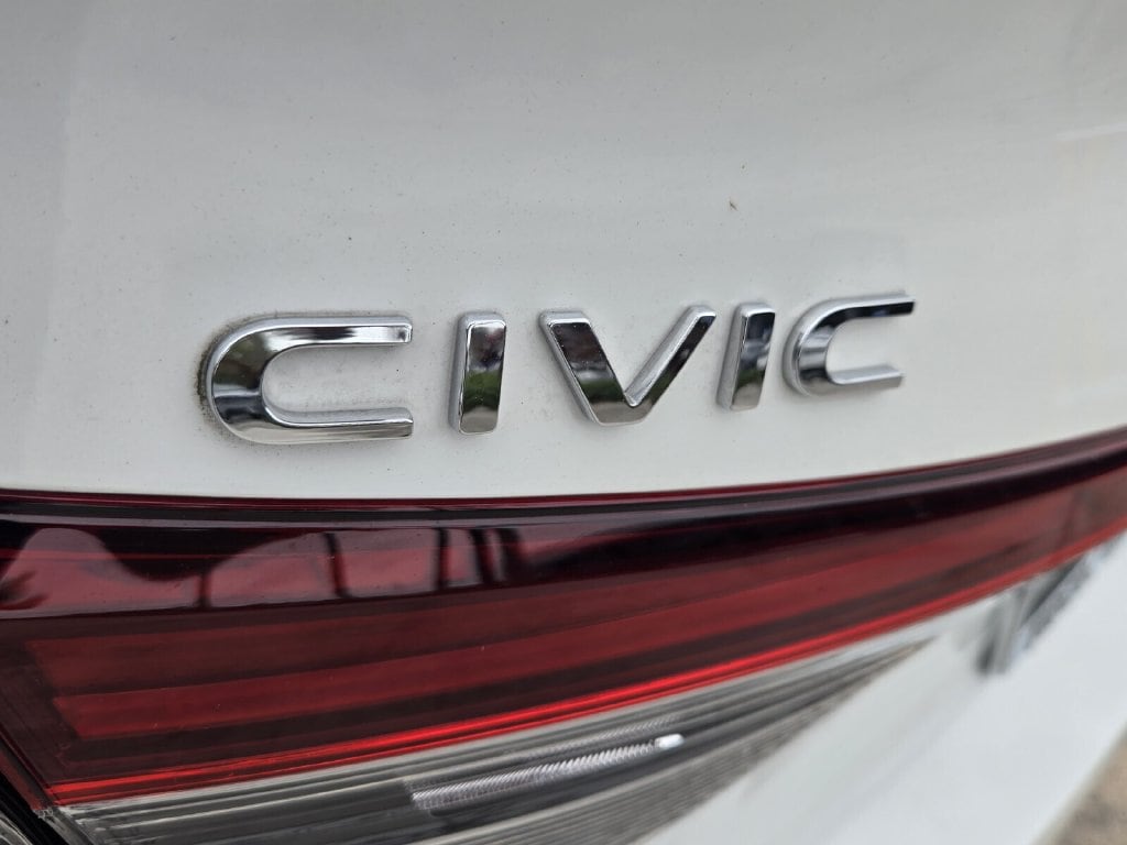 2025 Honda Civic Sport - Photo 14