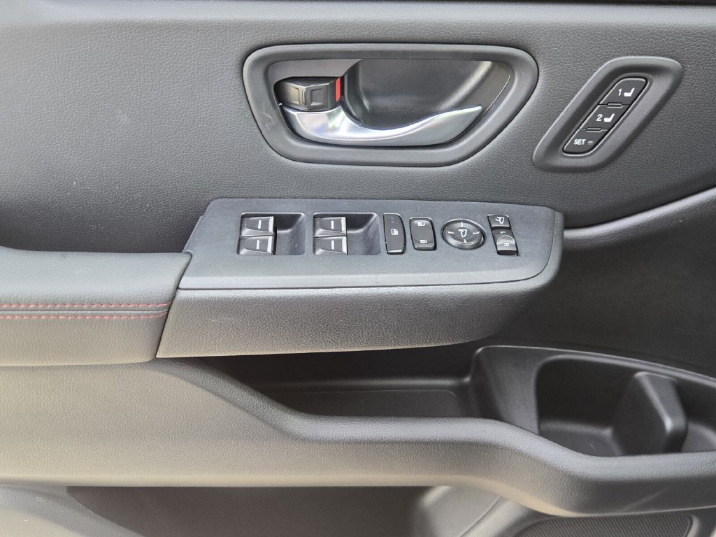 2025 Honda Pilot Black Edition - Photo 29