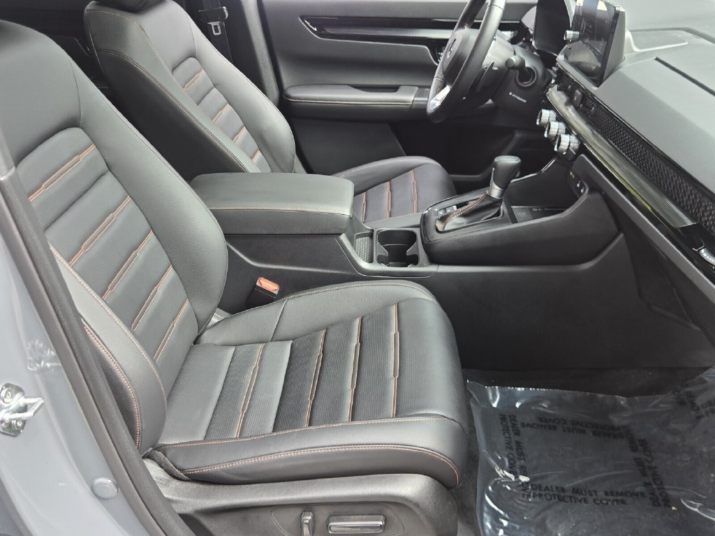 2026 Honda CR-V Sport Touring - Photo 17