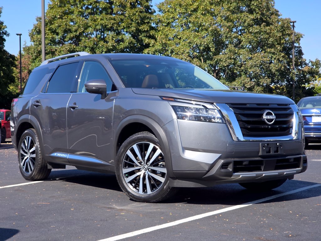Used 2023 Nissan Pathfinder Platinum SUV