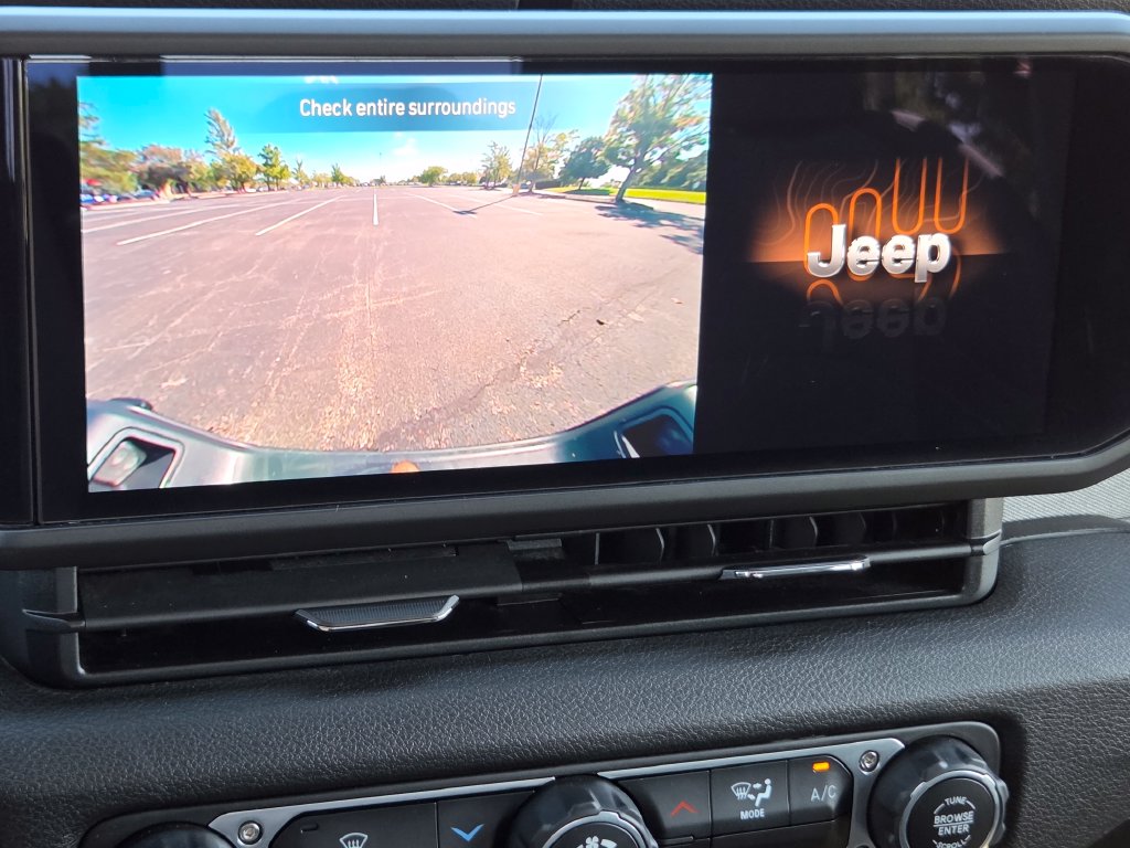 Used 2024 Jeep Gladiator Sport Truck