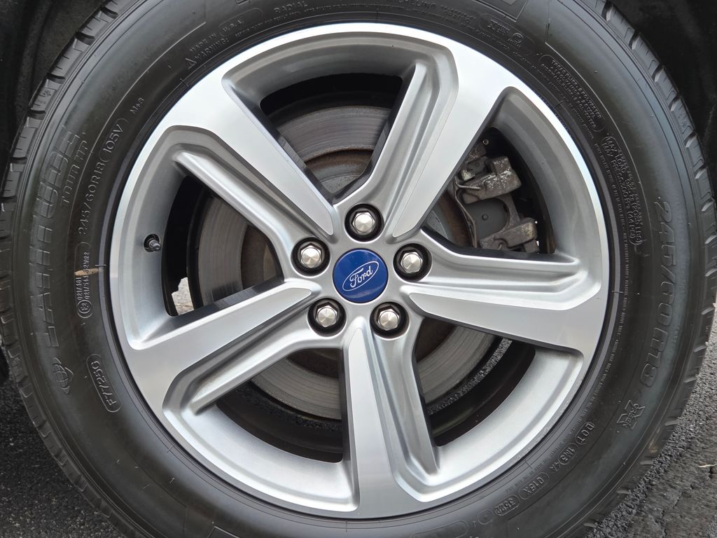 2022 Ford Edge SEL - Photo 15