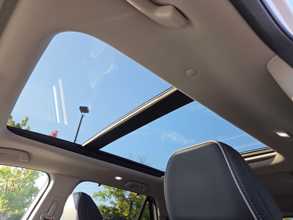 Certified 2025 Honda Pilot Elite SUV