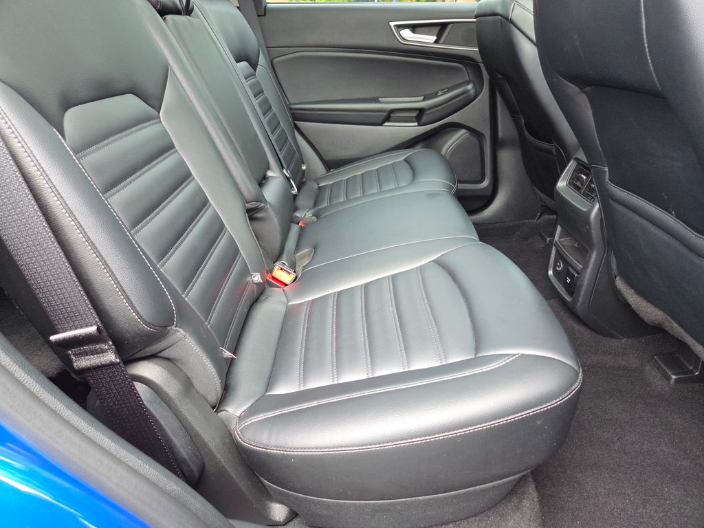 2022 Ford Edge SEL - Photo 27
