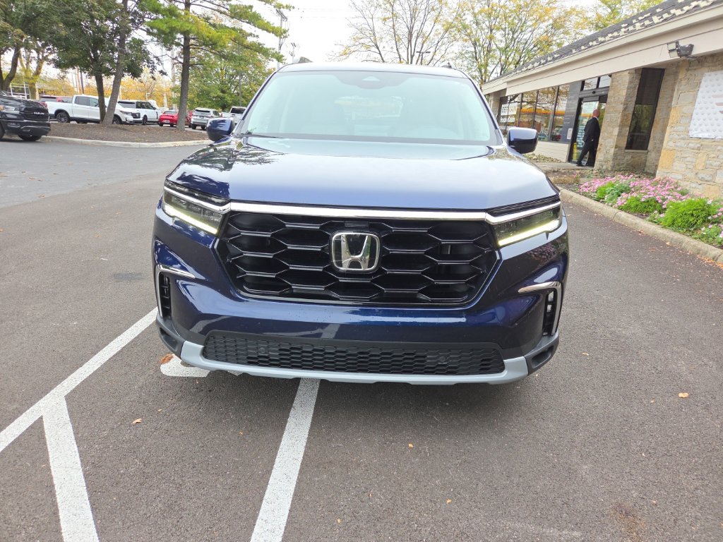 Certified 2024 Honda Pilot Touring SUV