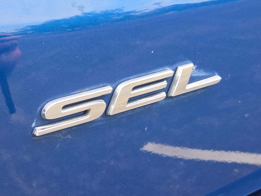2022 Ford Edge SEL - Photo 16