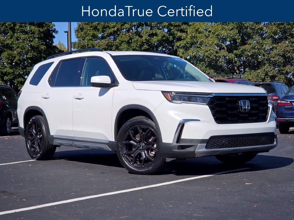 Certified 2025 Honda Pilot Touring SUV