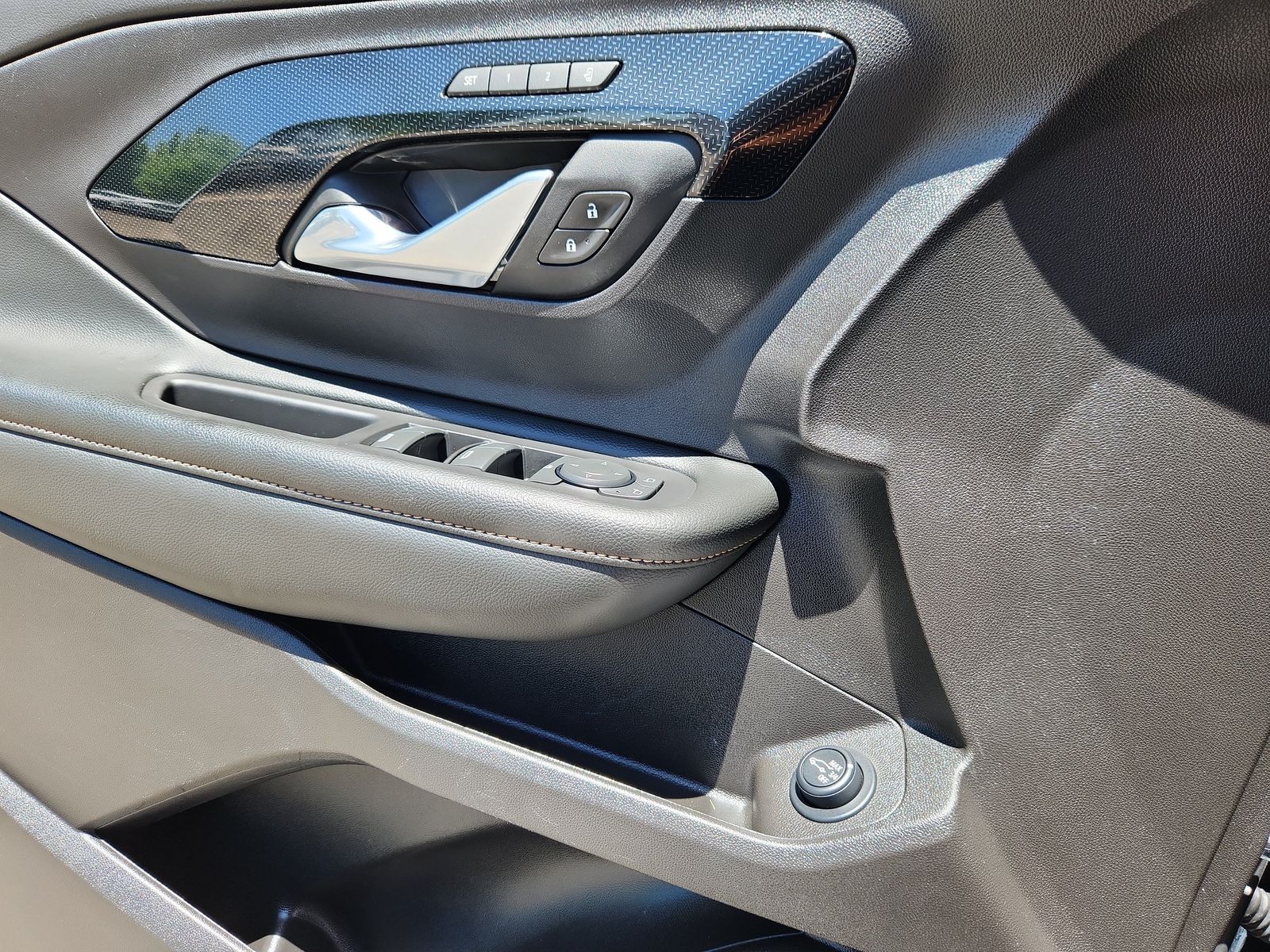 2024 GMC Terrain AT4 - Photo 9