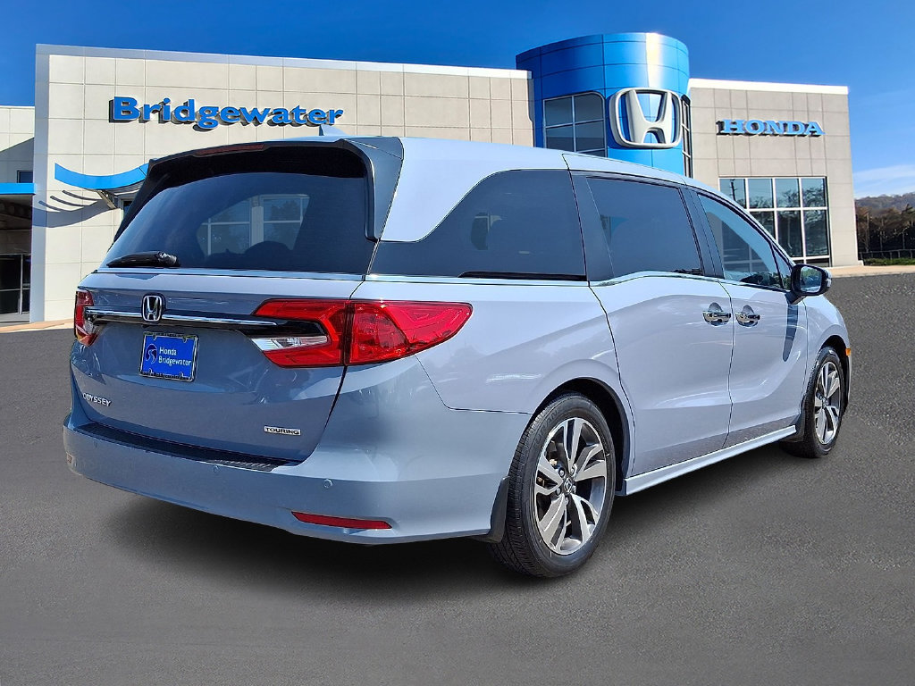 2023 Honda Odyssey Touring - Photo 6