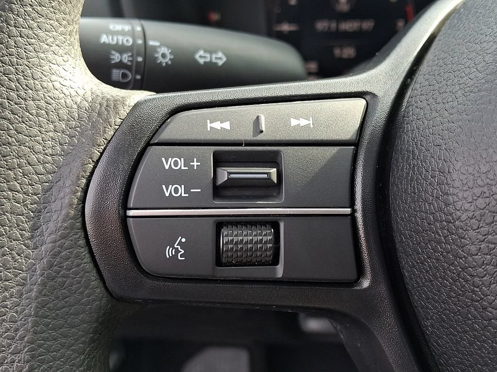 2025 Honda Accord SE - Photo 20